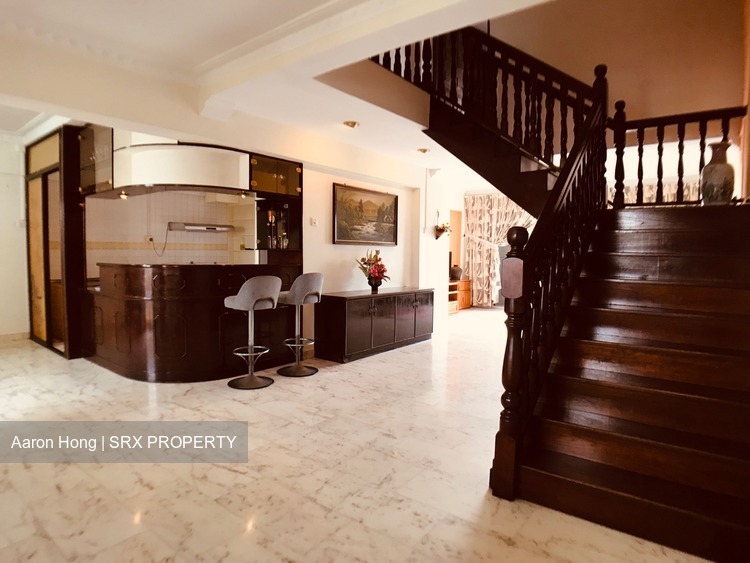 Blk 705 Hougang Avenue 2 (Hougang), HDB Executive #194808182